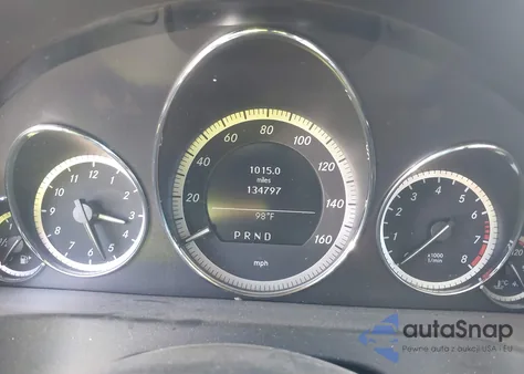 2010 Mercedes-Benz E 350 z USA, uszkodzony, nr VIN WDDKJ5GB3AF005403